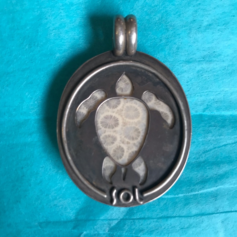 🏝 Coral Fossil Pendant by Sol 🏝 - Picture 3 of 4